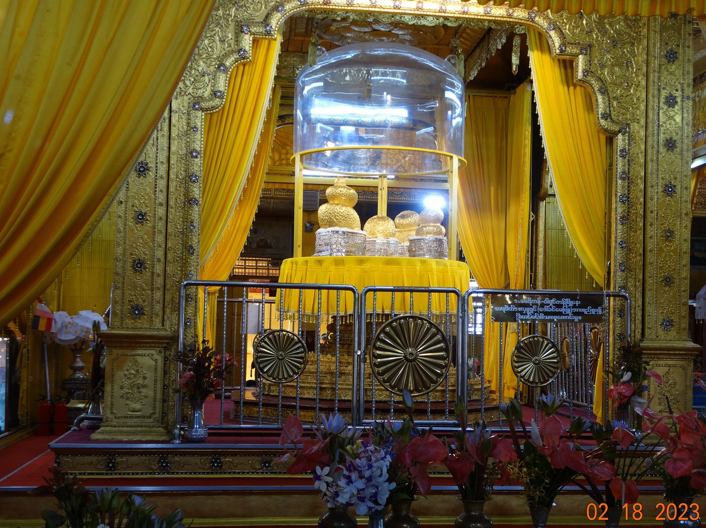 Phaung Daw Oo Pagoda